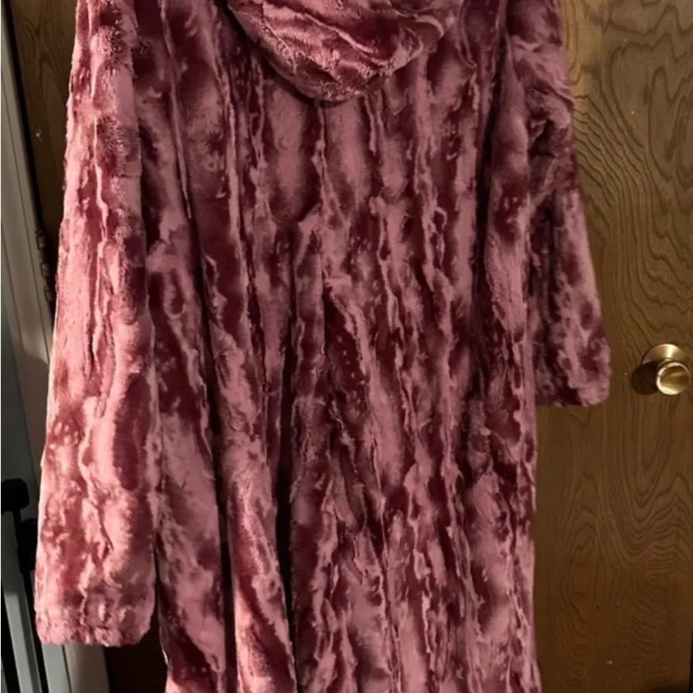 Double sided Minky Robe - Picture 3 of 3